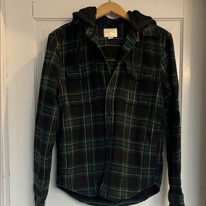 American Eagle Outfitters Green and Black Plaid Hooded Shirt Jacket Men’s Size S